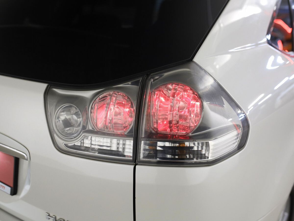 Toyota Harrier 2011 - фото автомобиля