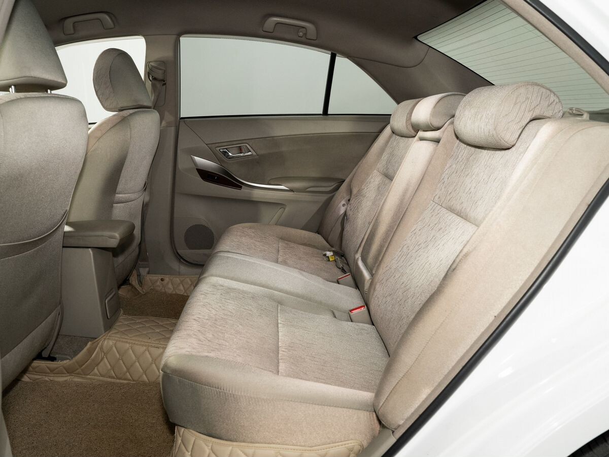 Toyota Allion 2010 - фото автомобиля