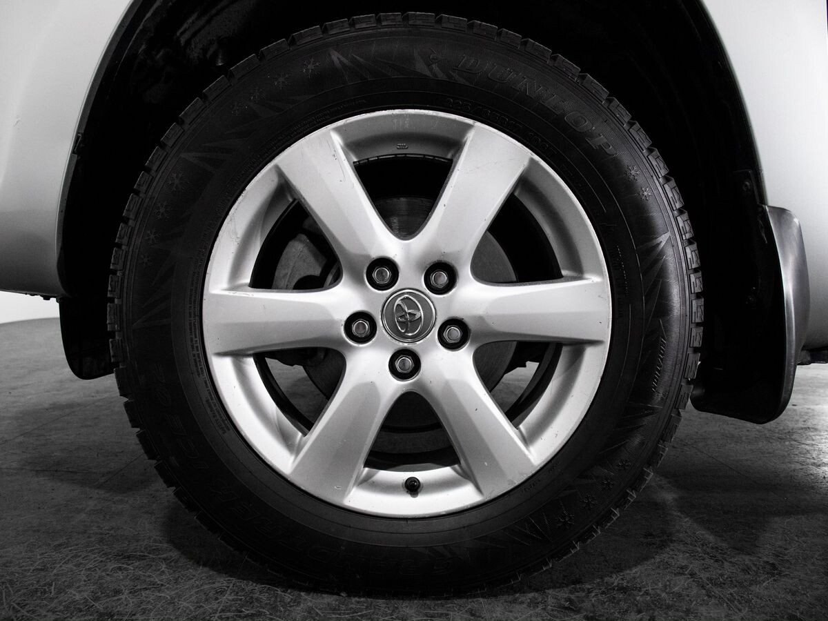 Toyota Vanguard 2007 - фото автомобиля