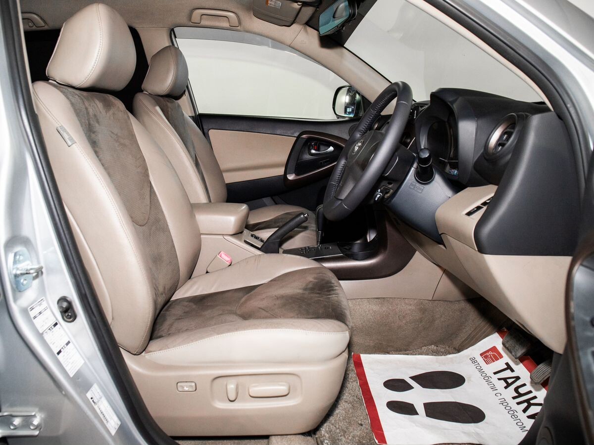 Toyota Vanguard 2007 - фото автомобиля