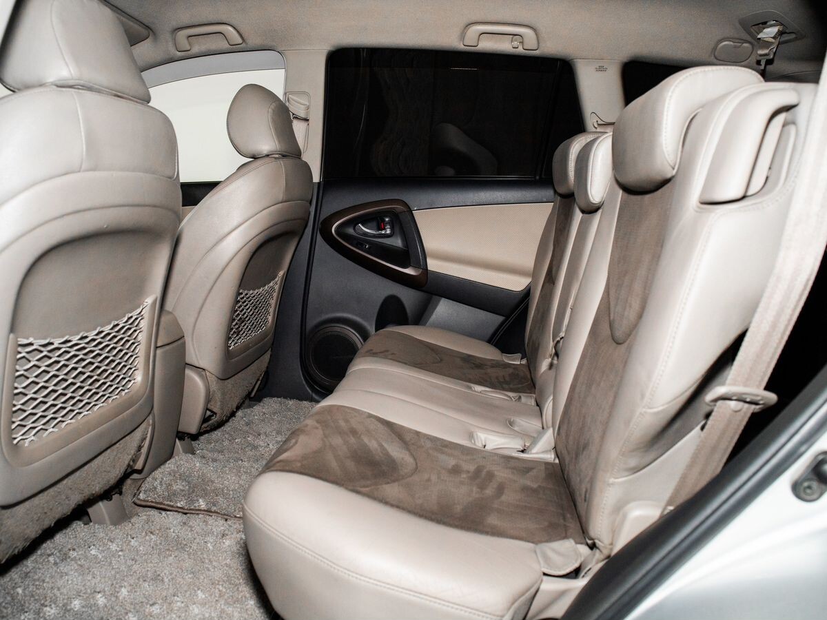 Toyota Vanguard 2007 - фото автомобиля