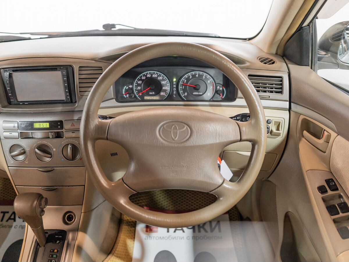 Toyota Corolla 2005 - фото автомобиля