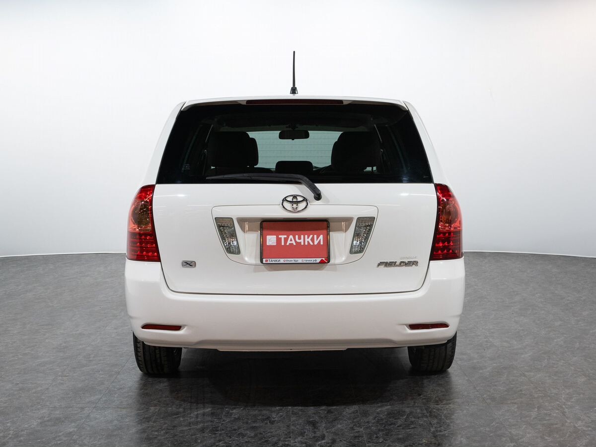 Toyota Corolla 2005 - фото автомобиля