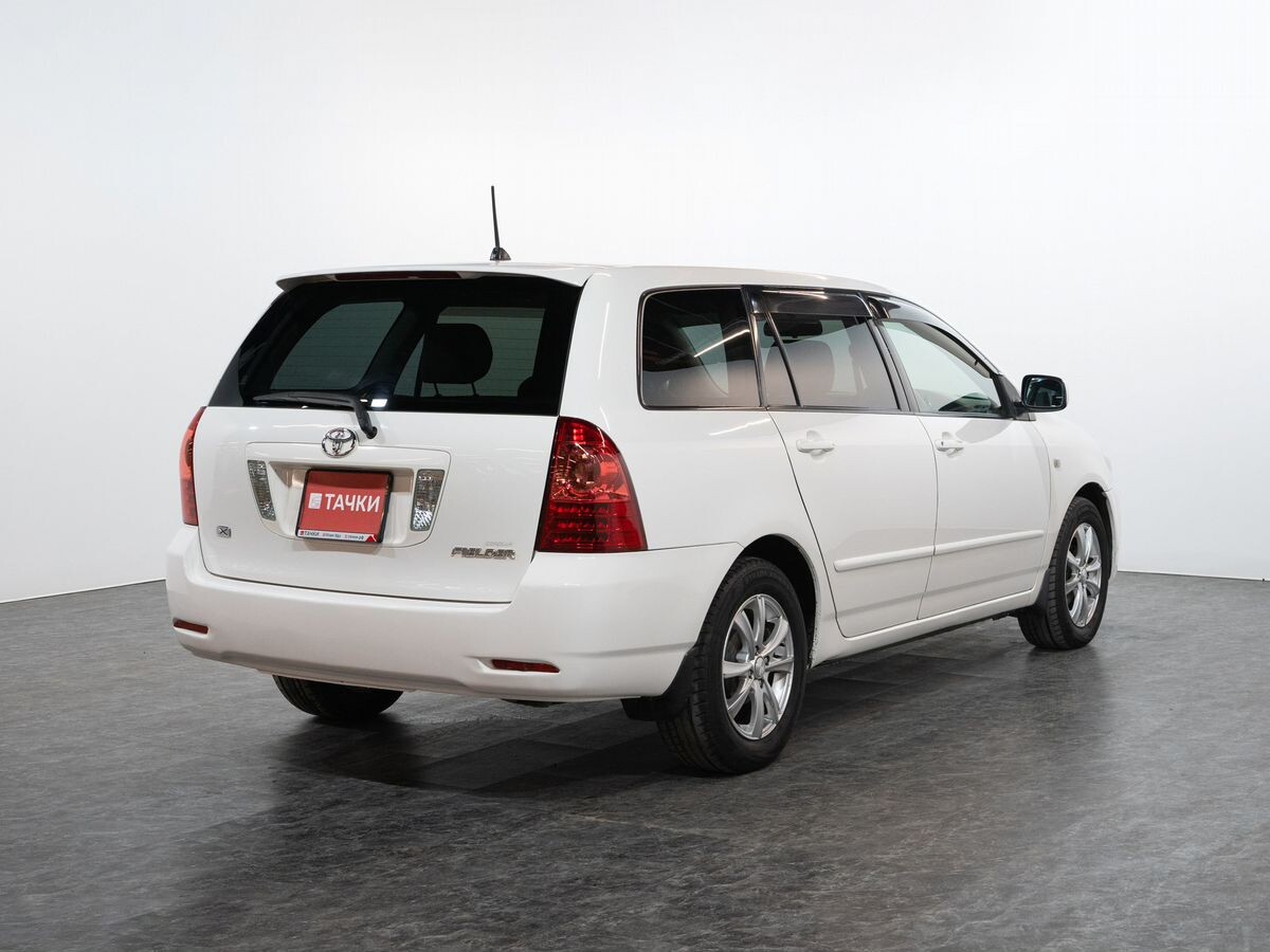 Toyota Corolla 2005 - фото автомобиля