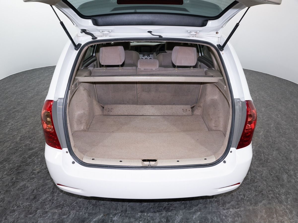 Toyota Corolla 2005 - фото автомобиля