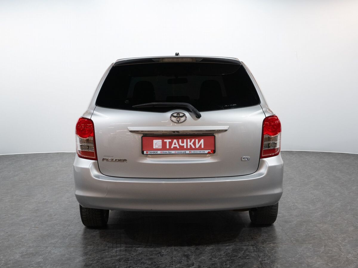 Toyota Corolla 2010 - фото автомобиля