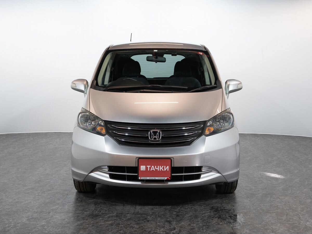 Honda Freed 2009 - фото автомобиля