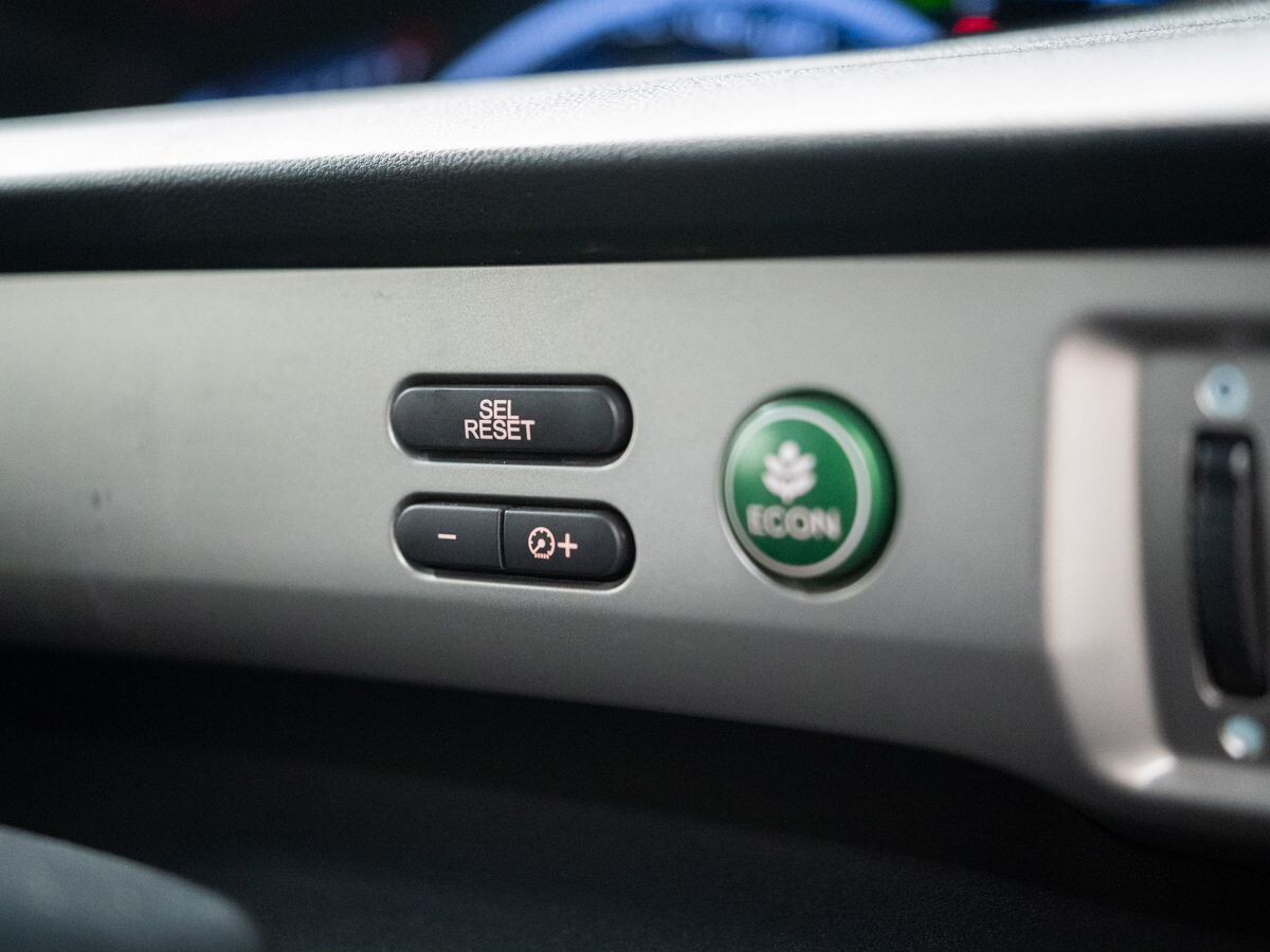 Honda Freed 2011 - фото автомобиля