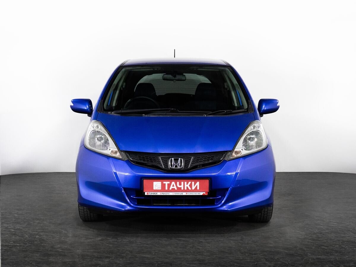 Honda Fit 2011 - фото автомобиля