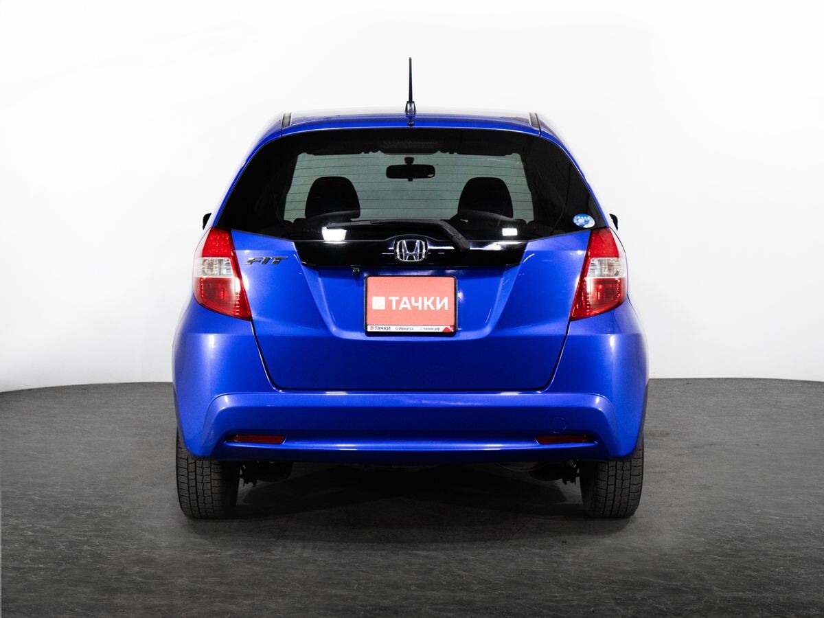 Honda Fit 2011 - фото автомобиля
