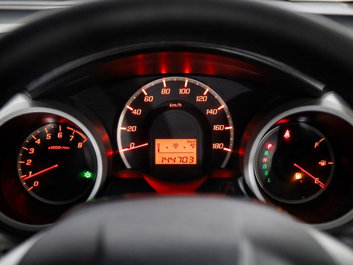 Honda Fit 2011 - фото автомобиля