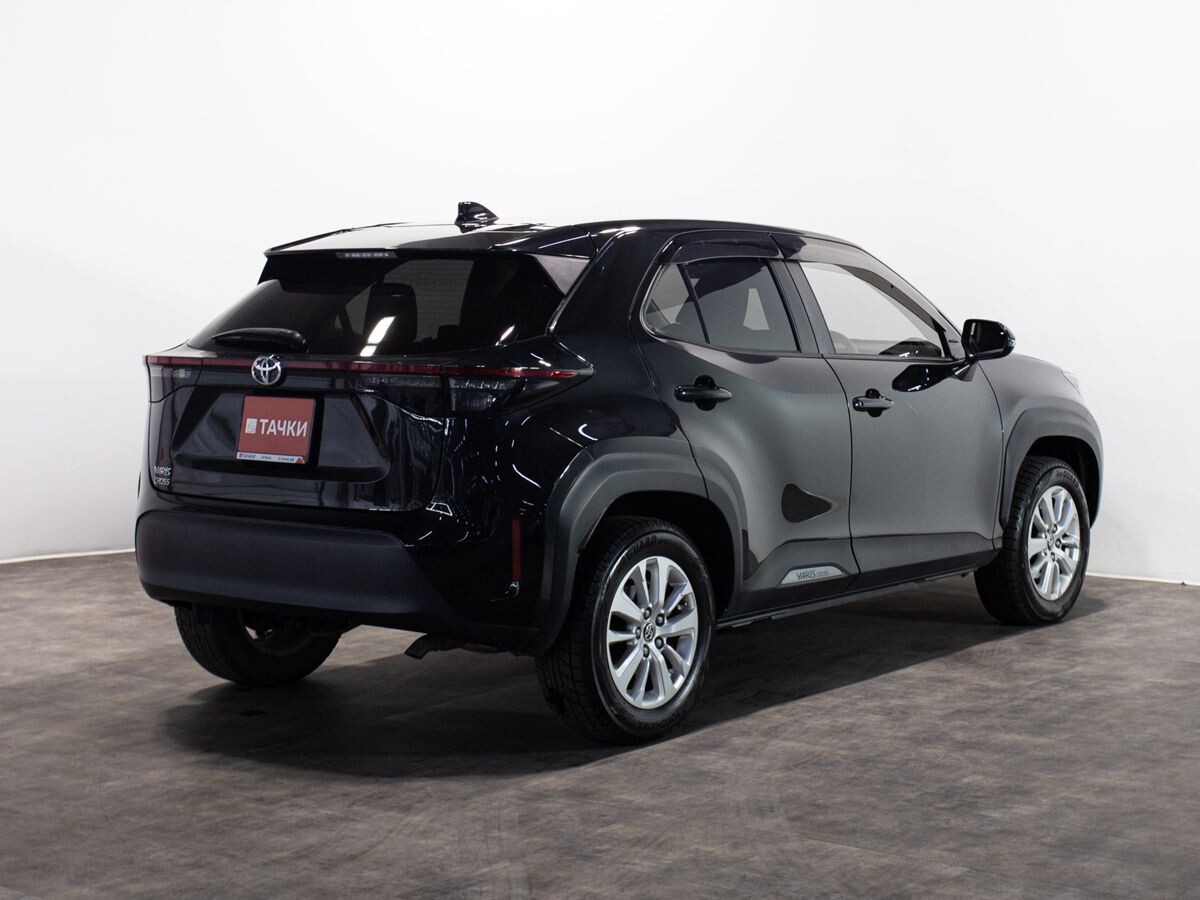 Toyota Yaris Cross 2021 - фото автомобиля