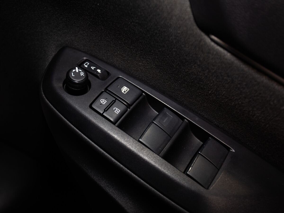 Toyota Yaris Cross 2021 - фото автомобиля