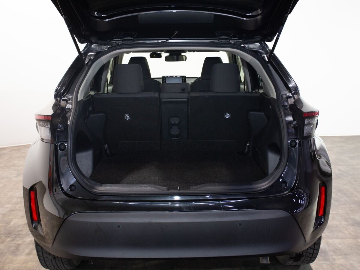 Toyota Yaris Cross 2021 - фото автомобиля