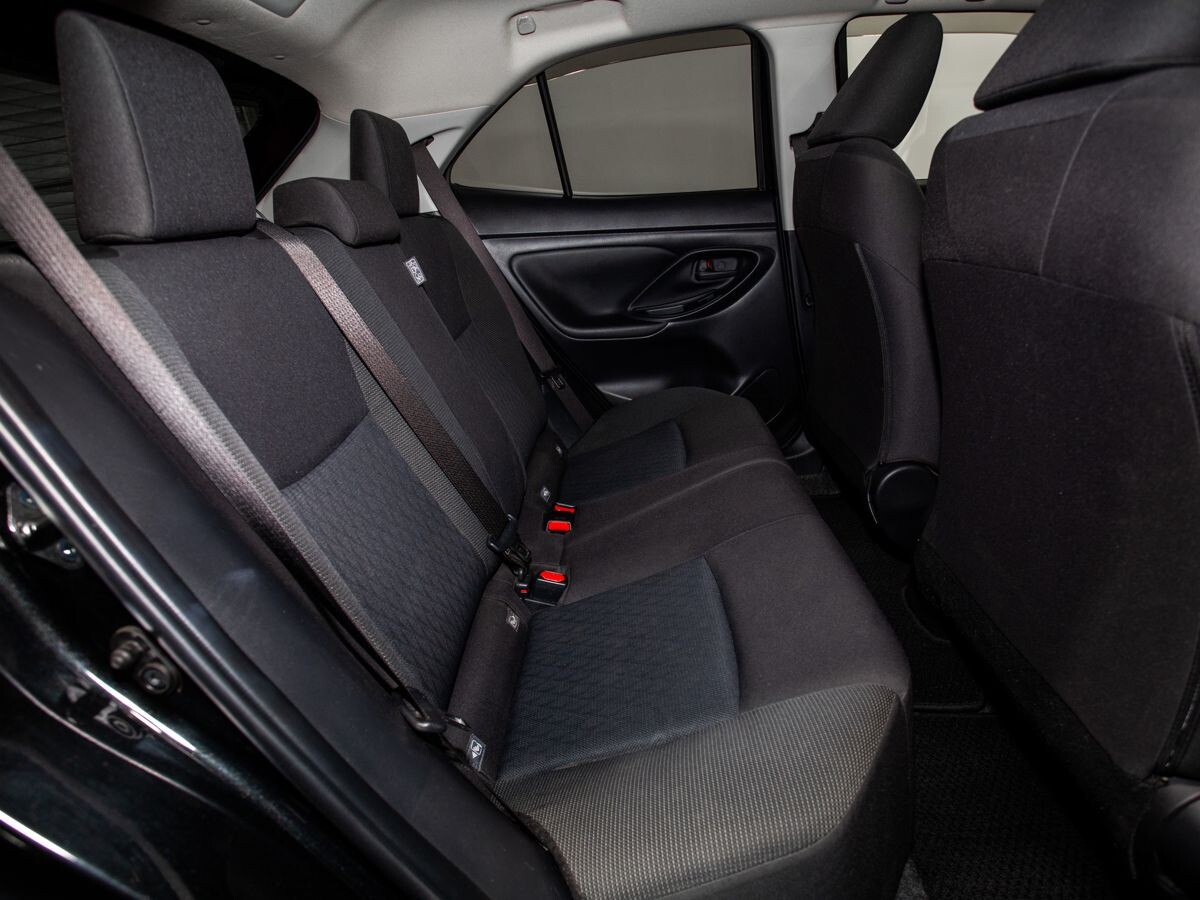 Toyota Yaris Cross 2021 - фото автомобиля