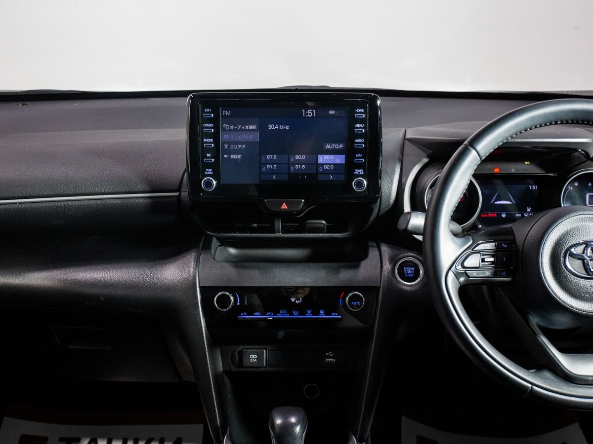 Toyota Yaris Cross 2021 - фото автомобиля