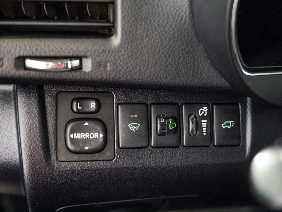 Toyota Highlander 2011 - фото автомобиля