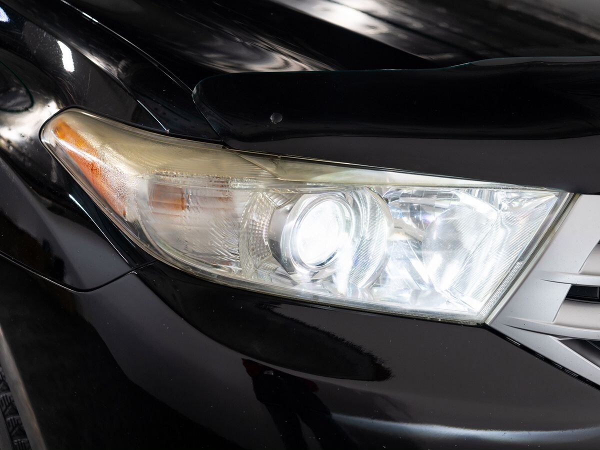 Toyota Highlander 2011 - фото автомобиля