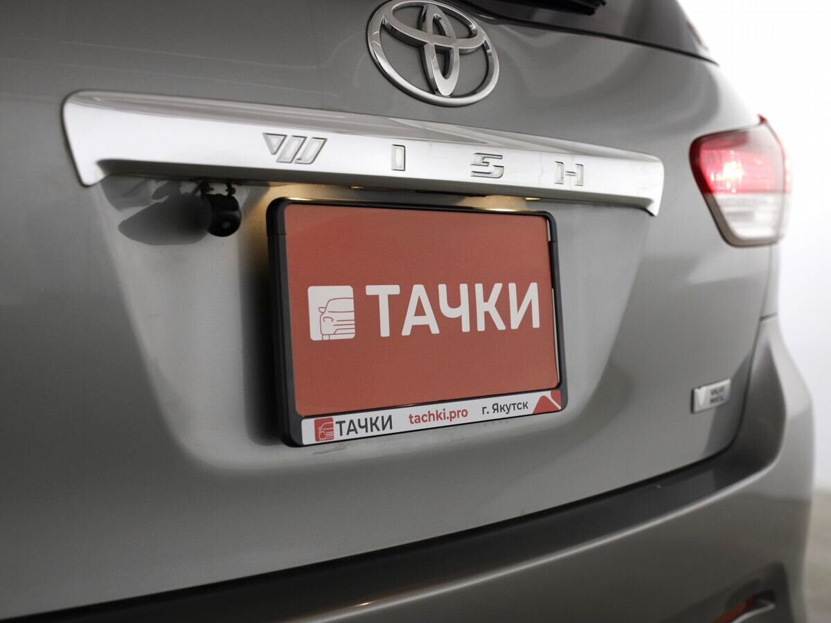 Toyota Wish 2010 - фото автомобиля