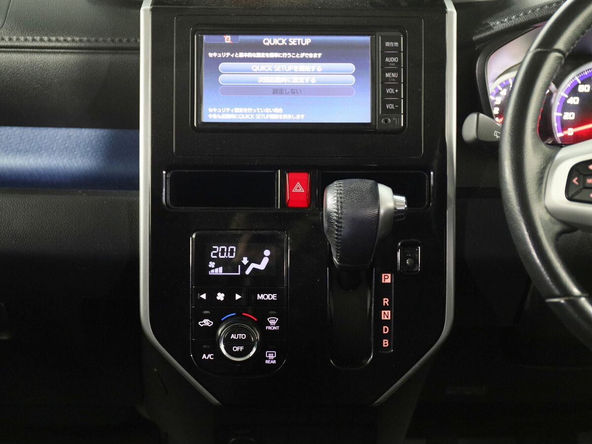 Toyota Roomy 2017 - фото автомобиля