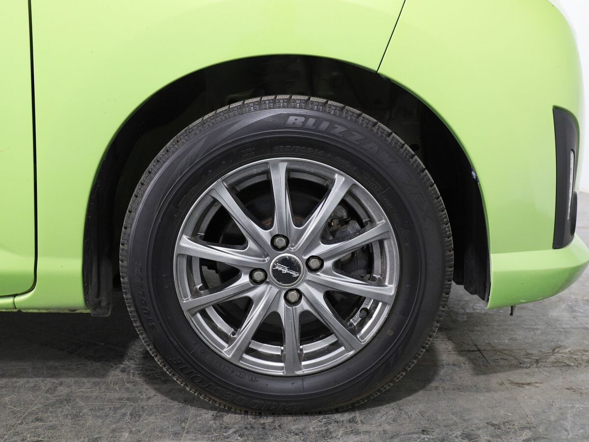 Toyota Roomy 2017 - фото автомобиля