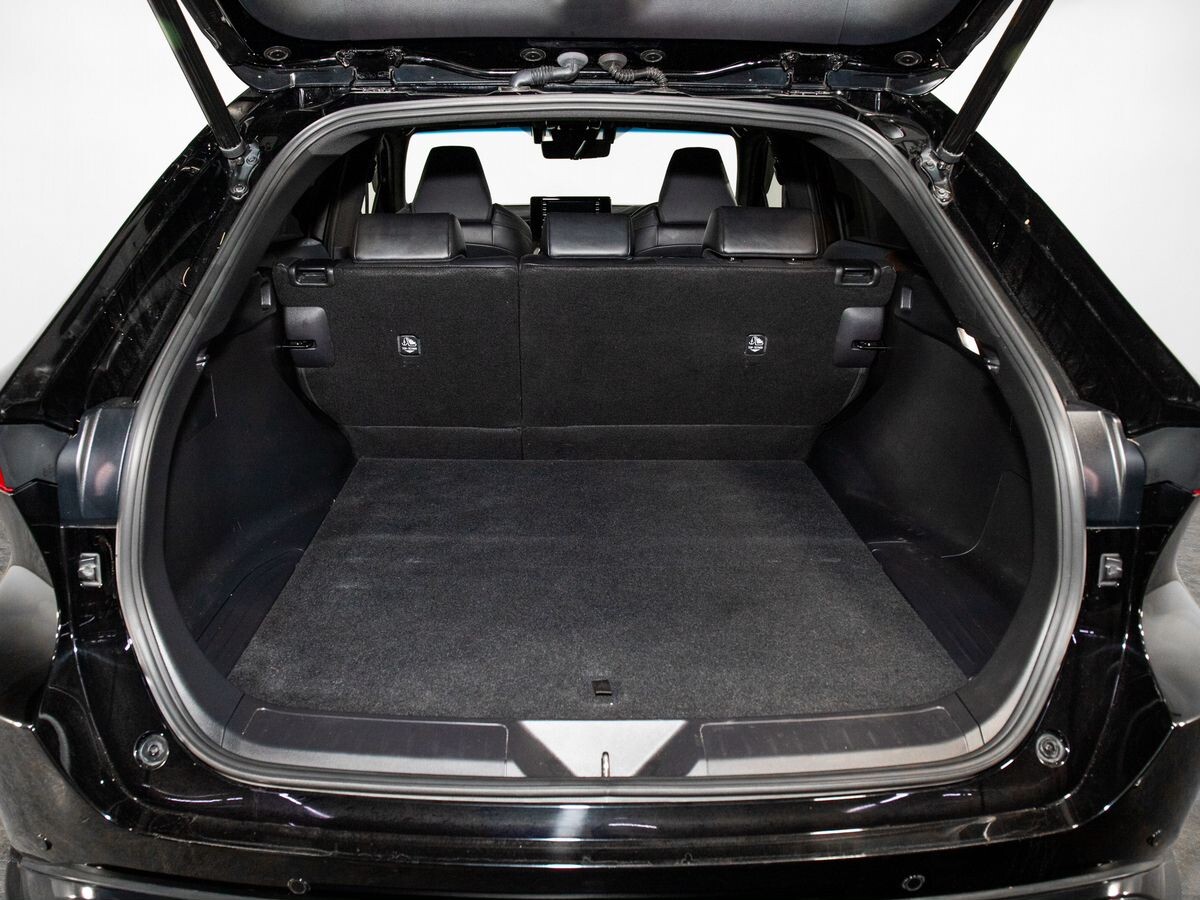 Toyota Harrier 2020 - фото автомобиля