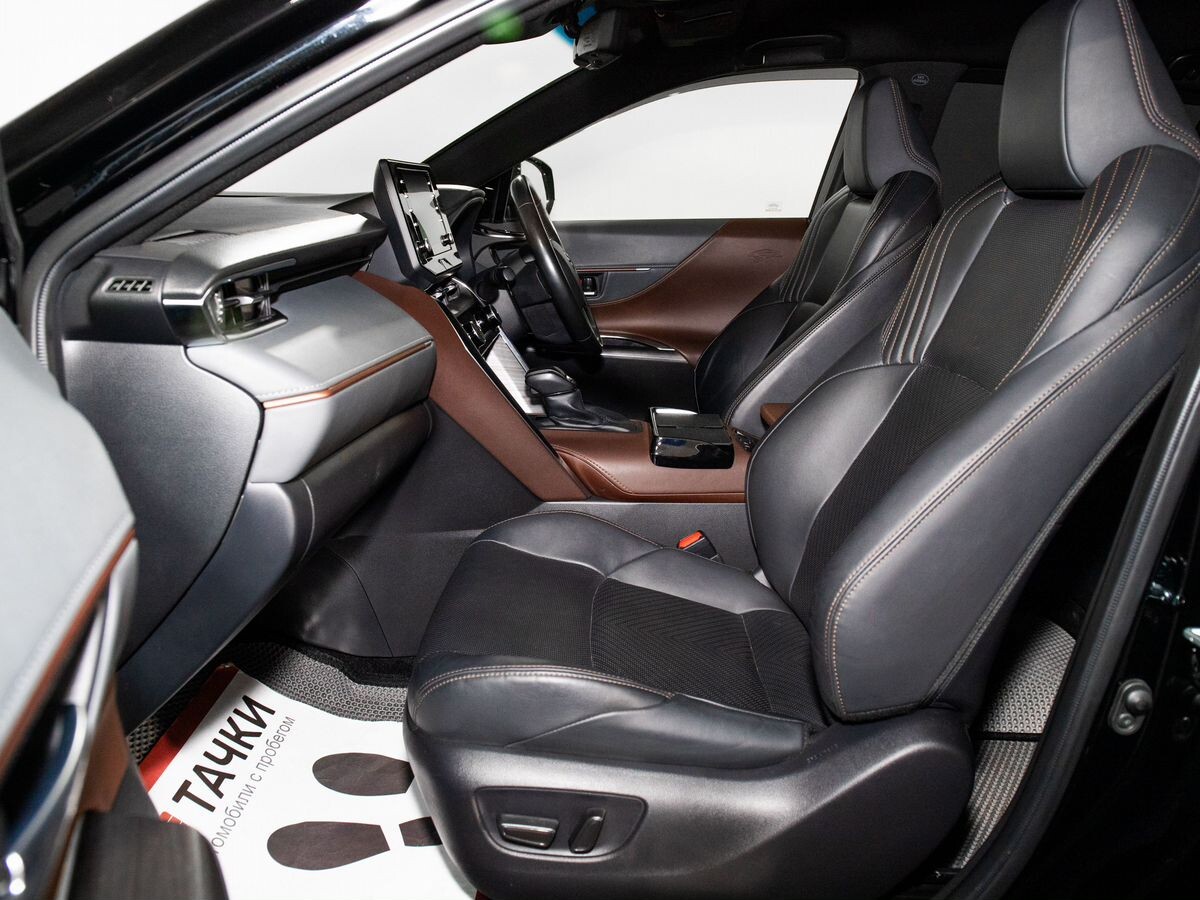 Toyota Harrier 2020 - фото автомобиля