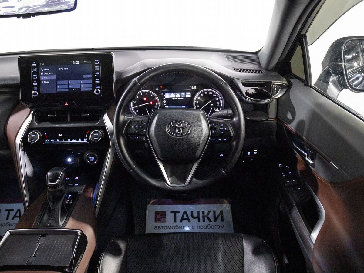 Toyota Harrier 2020 - фото автомобиля