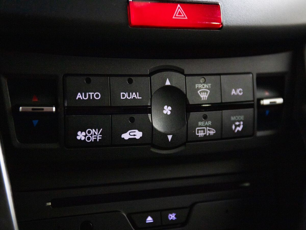 Honda Accord 2012 - фото автомобиля