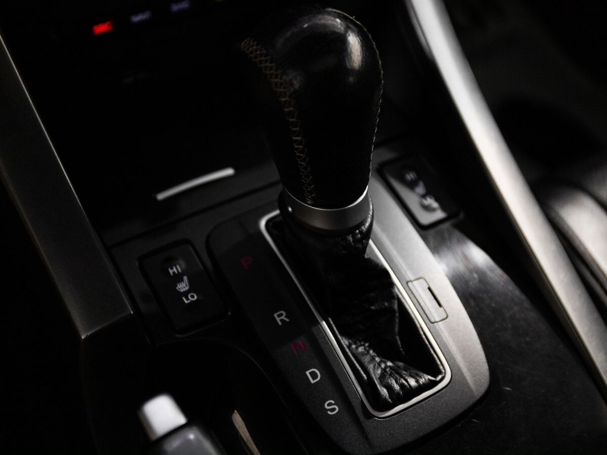 Honda Accord 2012 - фото автомобиля