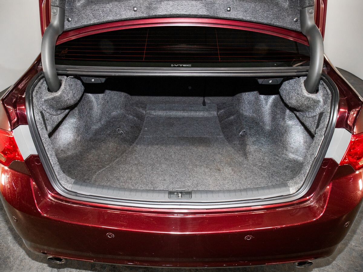 Honda Accord 2012 - фото автомобиля