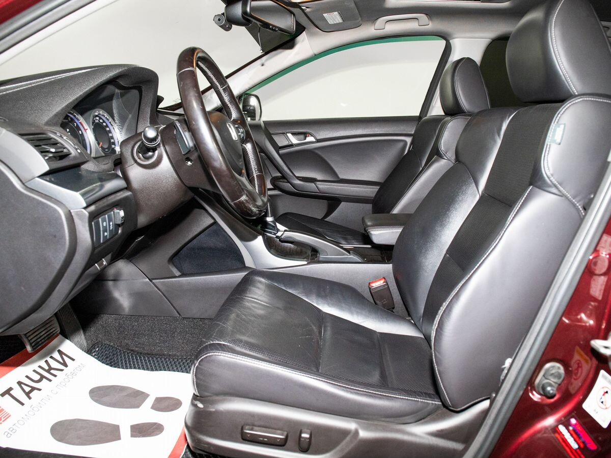 Honda Accord 2012 - фото автомобиля