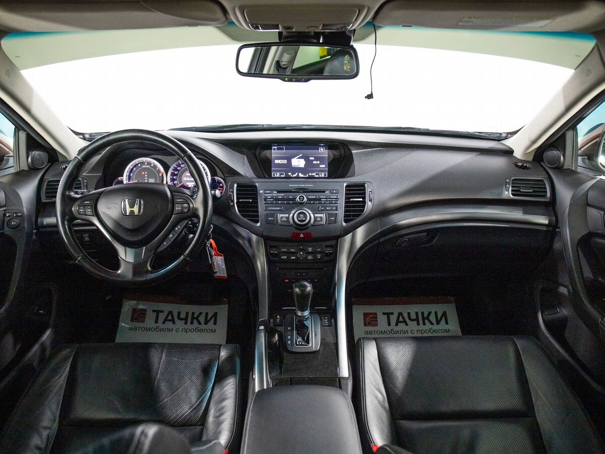 Honda Accord 2012 - фото автомобиля