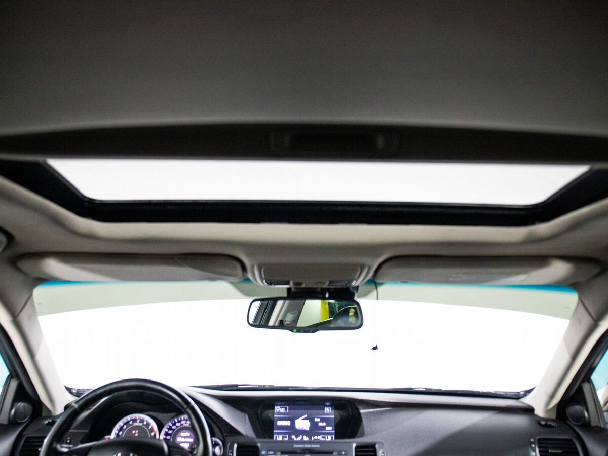 Honda Accord 2012 - фото автомобиля