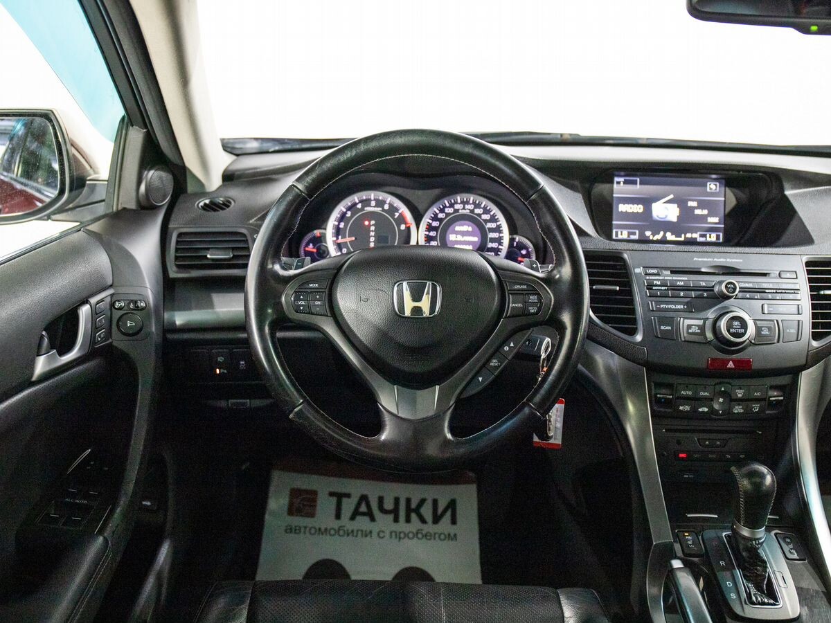 Honda Accord 2012 - фото автомобиля