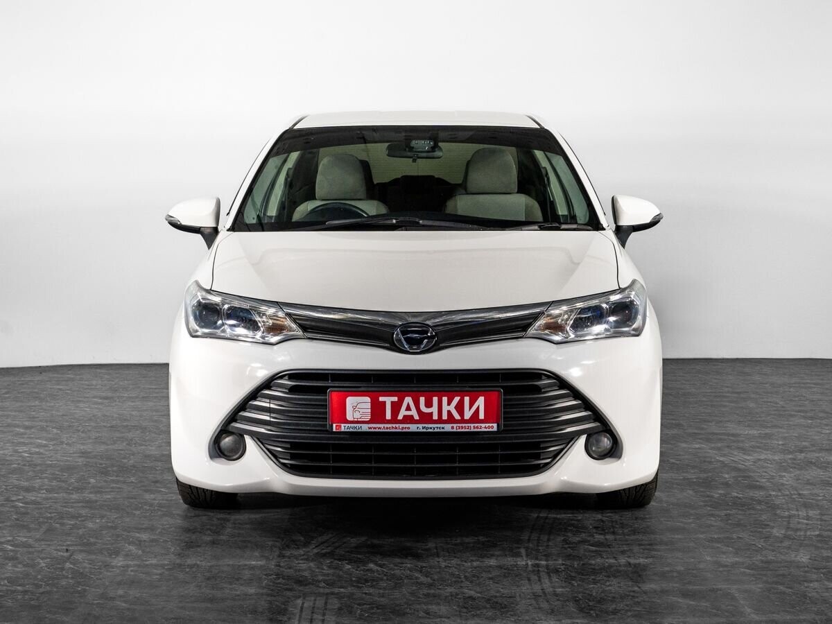 Toyota Corolla 2015 - фото автомобиля