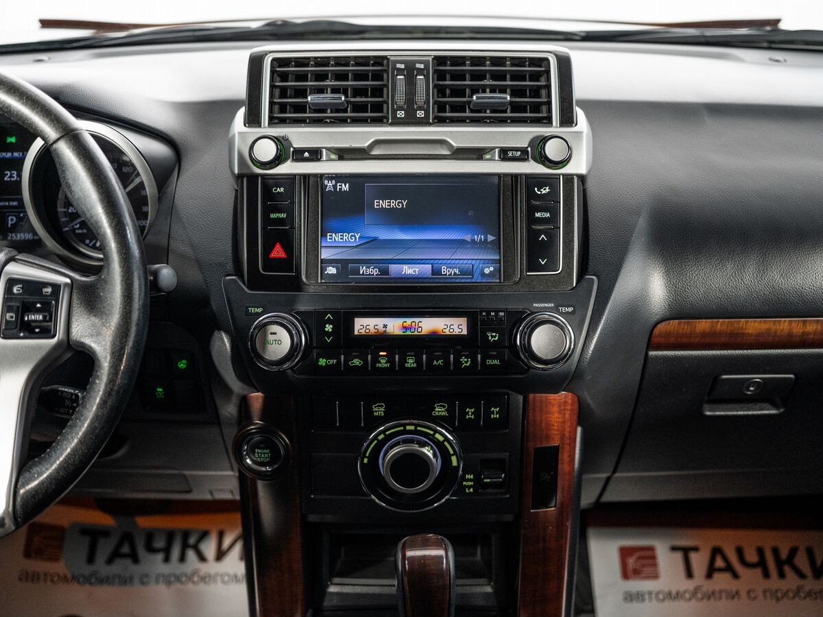 Toyota Land Cruiser Prado 2014 - фото автомобиля