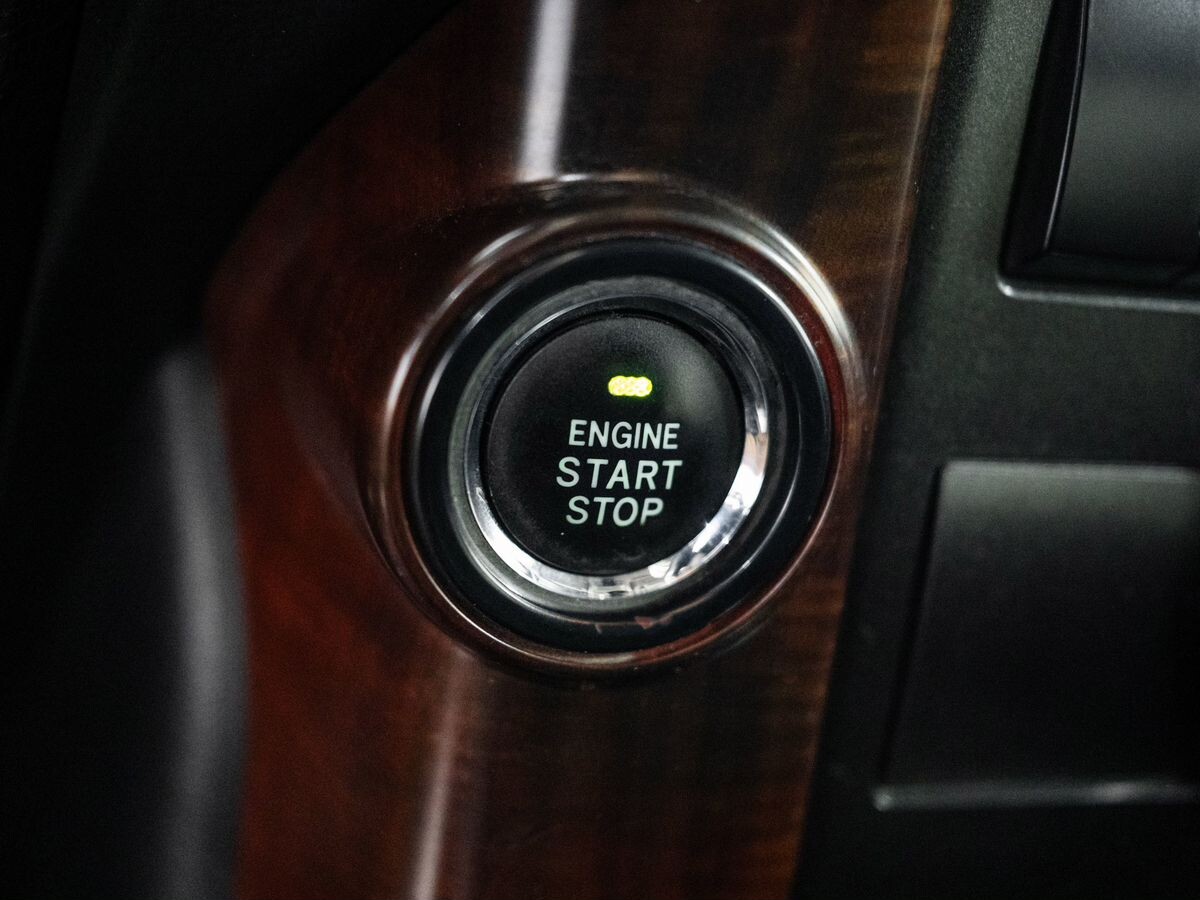 Toyota Land Cruiser Prado 2014 - фото автомобиля