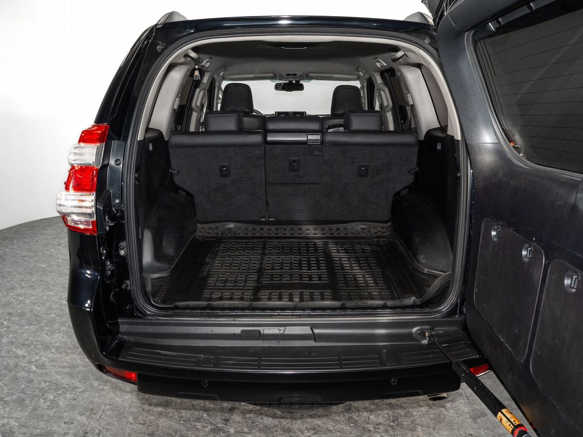 Toyota Land Cruiser Prado 2014 - фото автомобиля