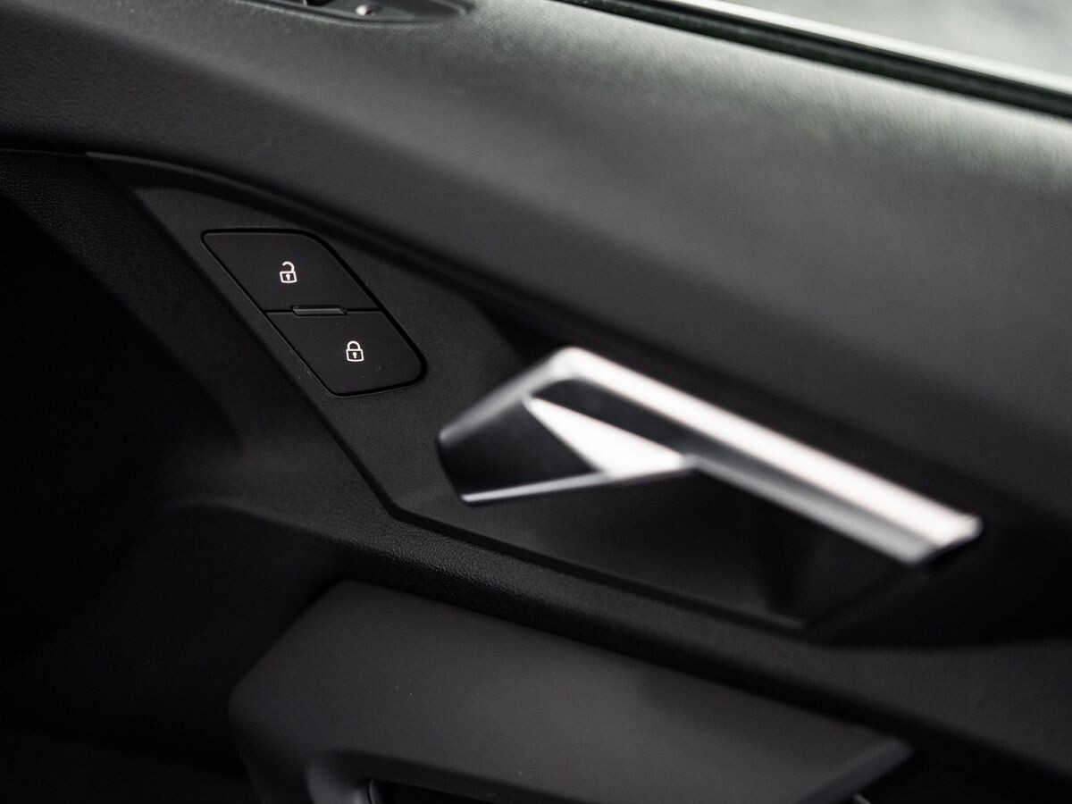 Audi A3 2021 - фото автомобиля