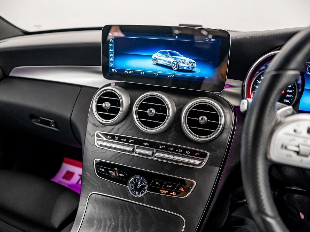 Mercedes-Benz C-Класс 2018 - фото автомобиля