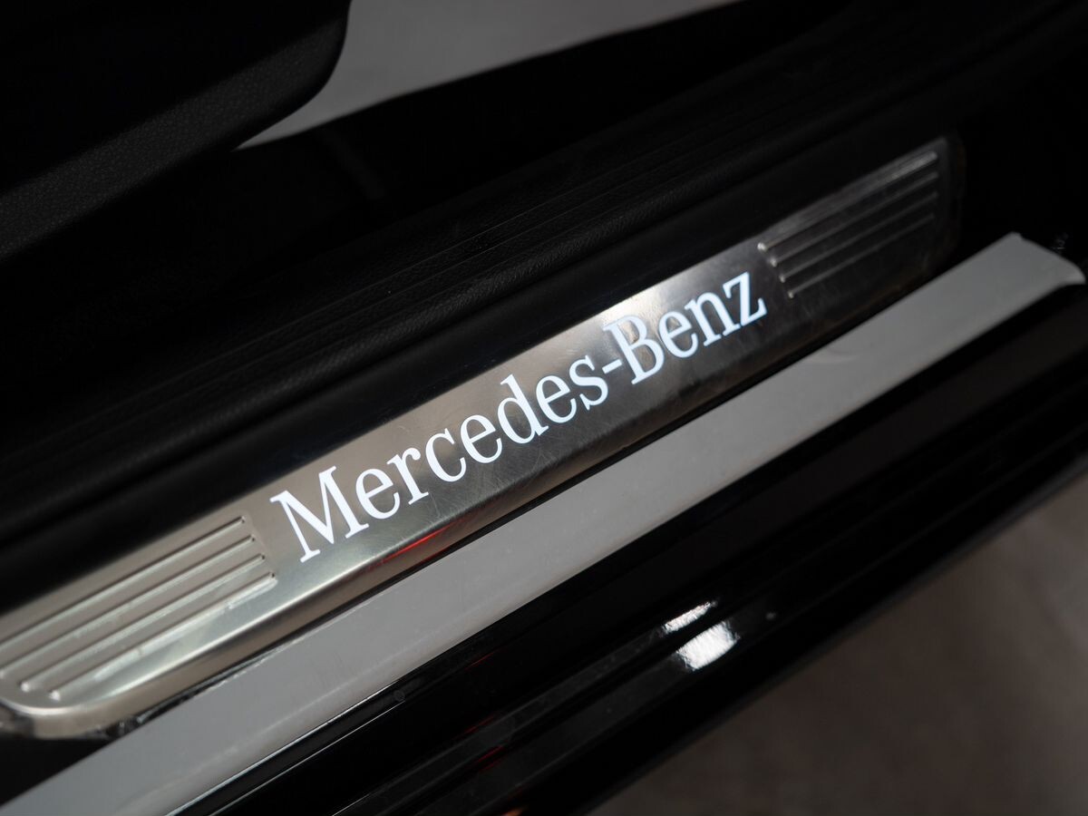 Mercedes-Benz C-Класс 2018 - фото автомобиля