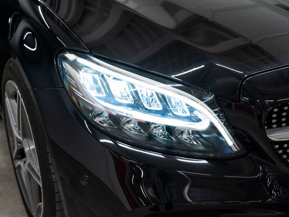 Mercedes-Benz C-Класс 2018 - фото автомобиля