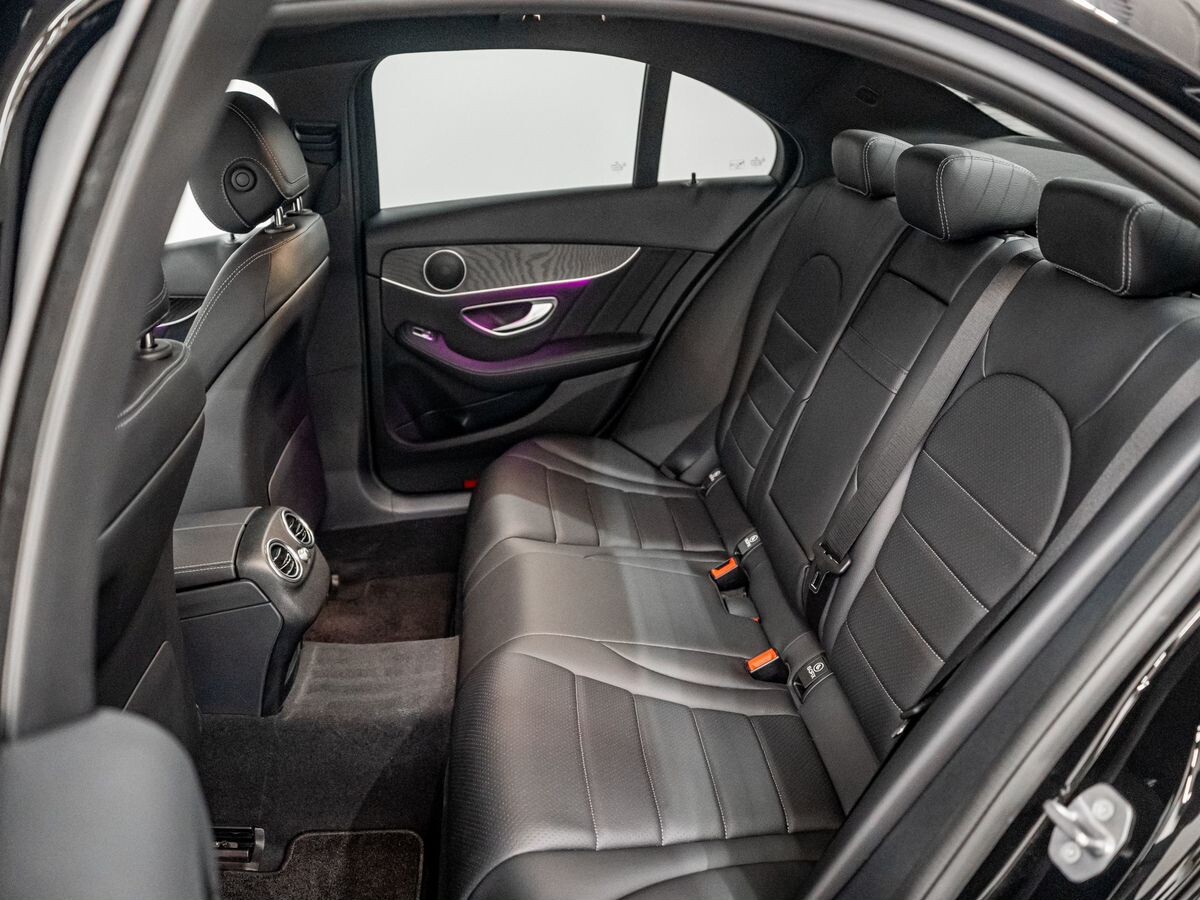 Mercedes-Benz C-Класс 2018 - фото автомобиля