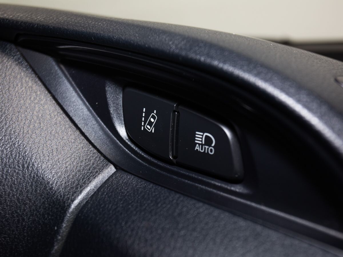 Toyota Vitz 2019 - фото автомобиля