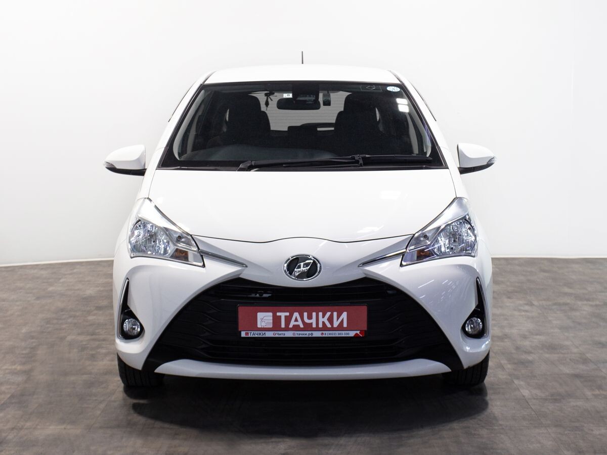 Toyota Vitz 2019 - фото автомобиля