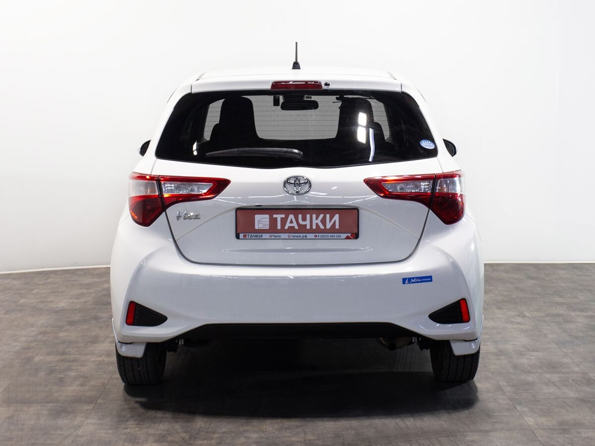 Toyota Vitz 2019 - фото автомобиля