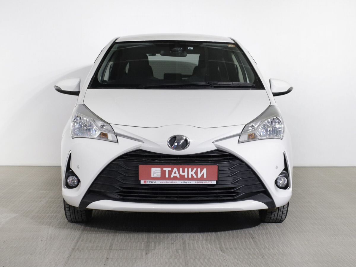 Toyota Vitz 2018 - фото автомобиля