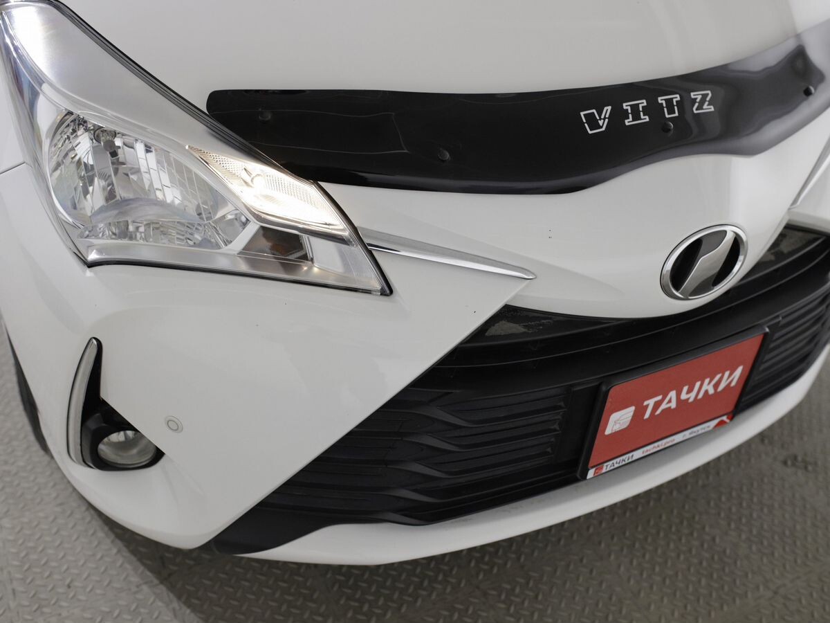 Toyota Vitz 2019 - фото автомобиля