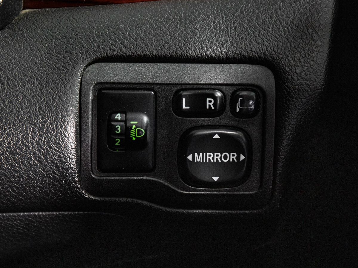 Toyota Allion 2010 - фото автомобиля